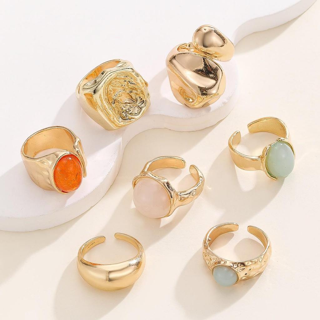 Exaggerated European & American Style Women's Luxury 8-Piece Retro Ring Set