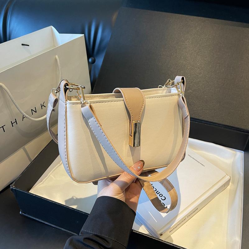 

Популярная текстурная сумка на одно плечо подмышку женская 2025 новый нишевый дизайн женская сумка модный зарубежный стиль сумка-мессенджер маленькая квадратная сумка хаки