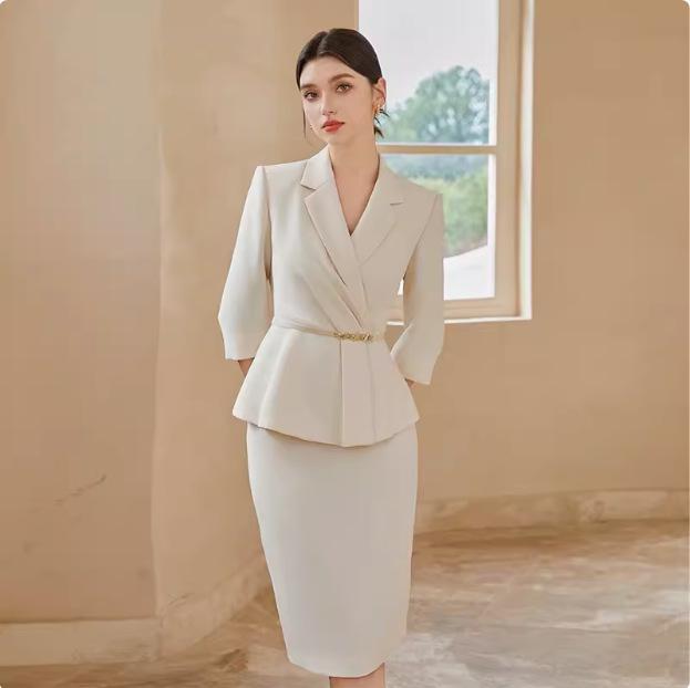 High-End Light-Colored Professional Office Suit for Medical and Beauty Professionals