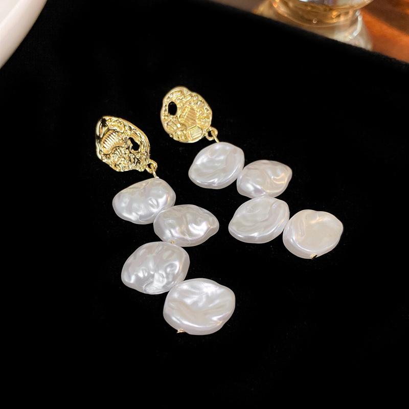 French Pearl Flower Earrings Personalized Fashion Stud Earrings Temperament Earrings Women