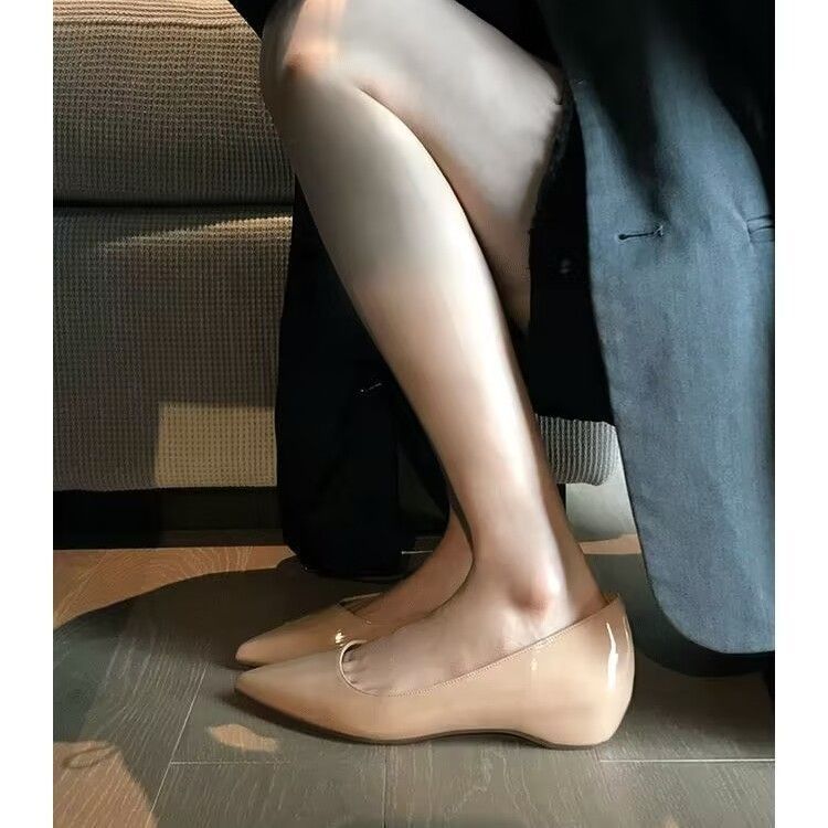 Single shoes, light-mouth shoes, summer inner height increase, apricot pointed flat shoes, women's commuting