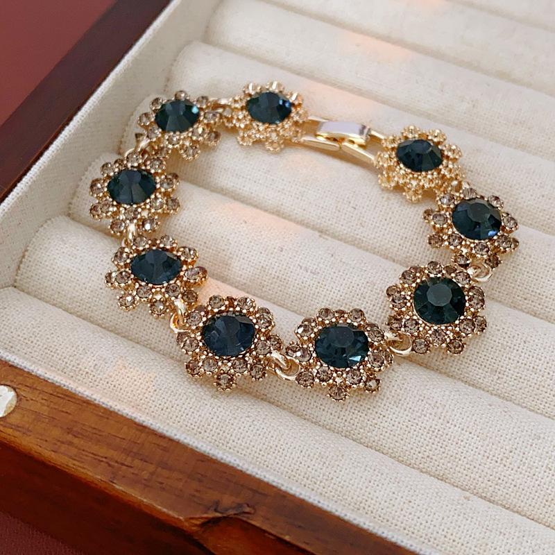 Vintage Jewelry Set for Women: Flower Earrings with Rhinestones, Bracelet & Necklace | Retro Luxury Gift for Her, Birthday, Anniversary