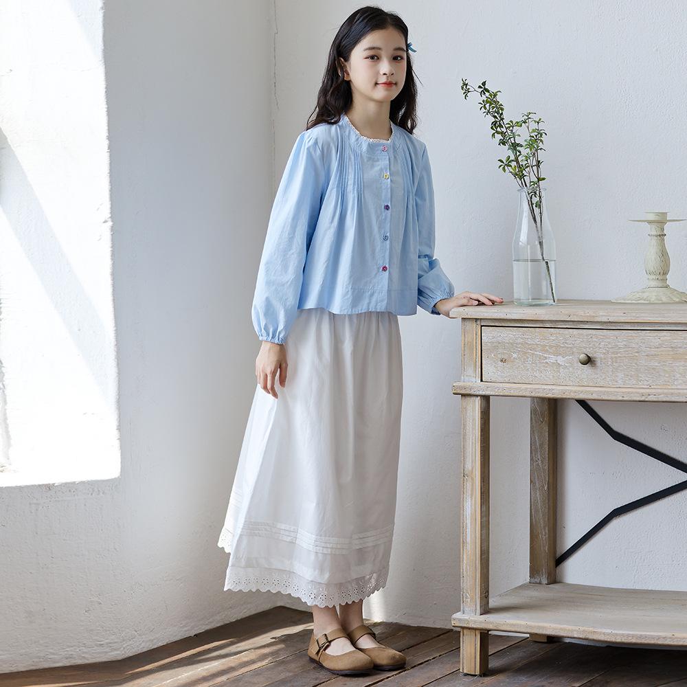 Girls' Autumn Lace Two-Piece Set: Long-Sleeve Top and Skirt for Children