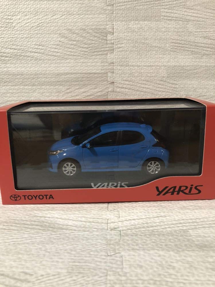 

Toyota Новий Yaris YARIS Не для продажу Зразок кольору Міні-автомобіль Блакитний металік 1/30