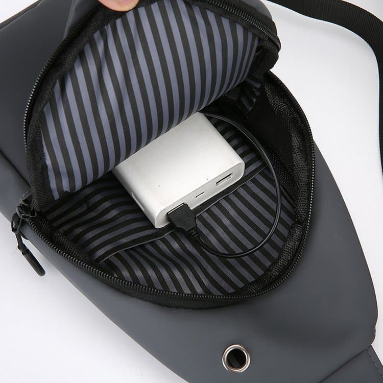 Multifunctional Breast Bag Men's Fashion Shoulder Messenger Bag