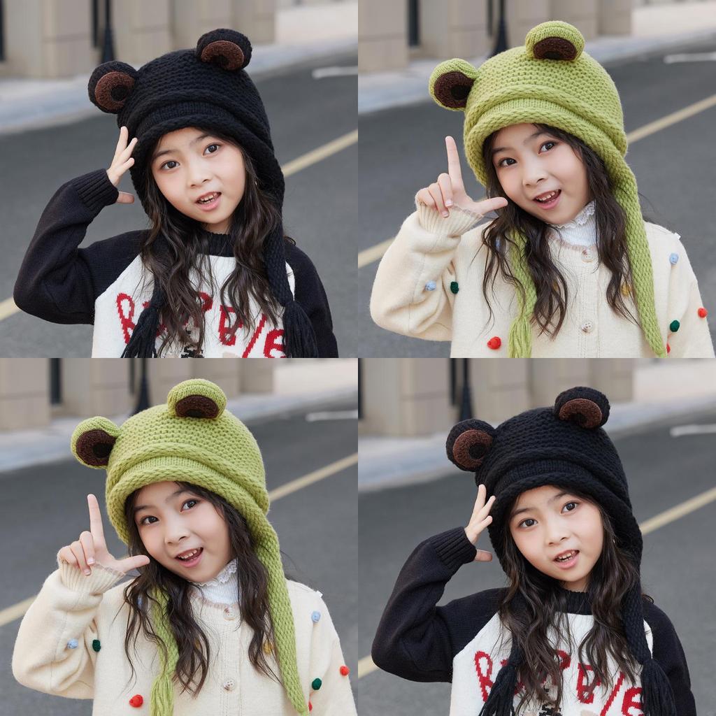 Baby Knitted Hat With Cartoon Frog Pattern And Cozy Insulation For Cold Weather