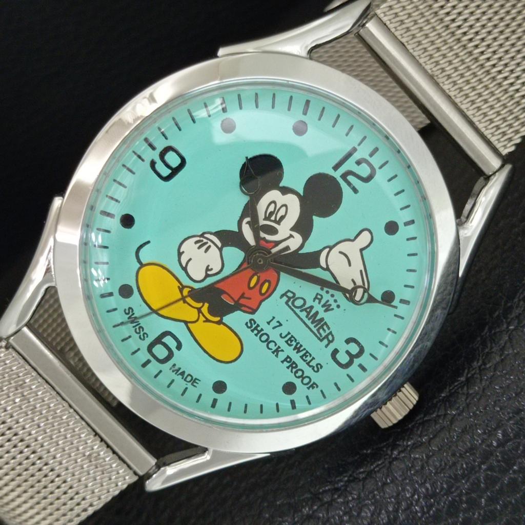 

REFURBISHED VINTAGE HAND-WINDING SWISS MENS SEA GREEN COLOR DIAL WATCH a707242-1