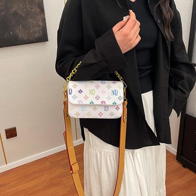 Nova bolsa feminina fashion e versátil tendência letra presbiopia corrente bolsa quadrada pequena bolsa de ombro único transversal