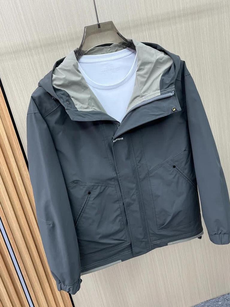 Versatile Men's Hooded Windbreaker Jacket - Trendy Casual Workwear for 2024