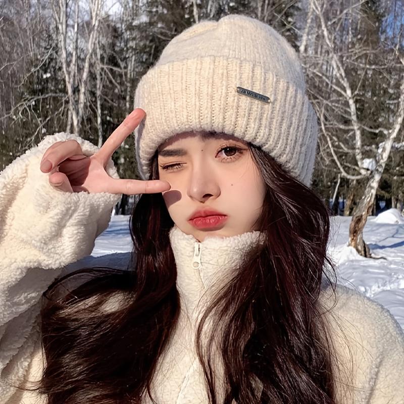 

Hat for Women, Autumn and Winter Warm Ear Protection Beanie with Large Head Circumference, New Style Face-Revealing Winter Cap бежевый