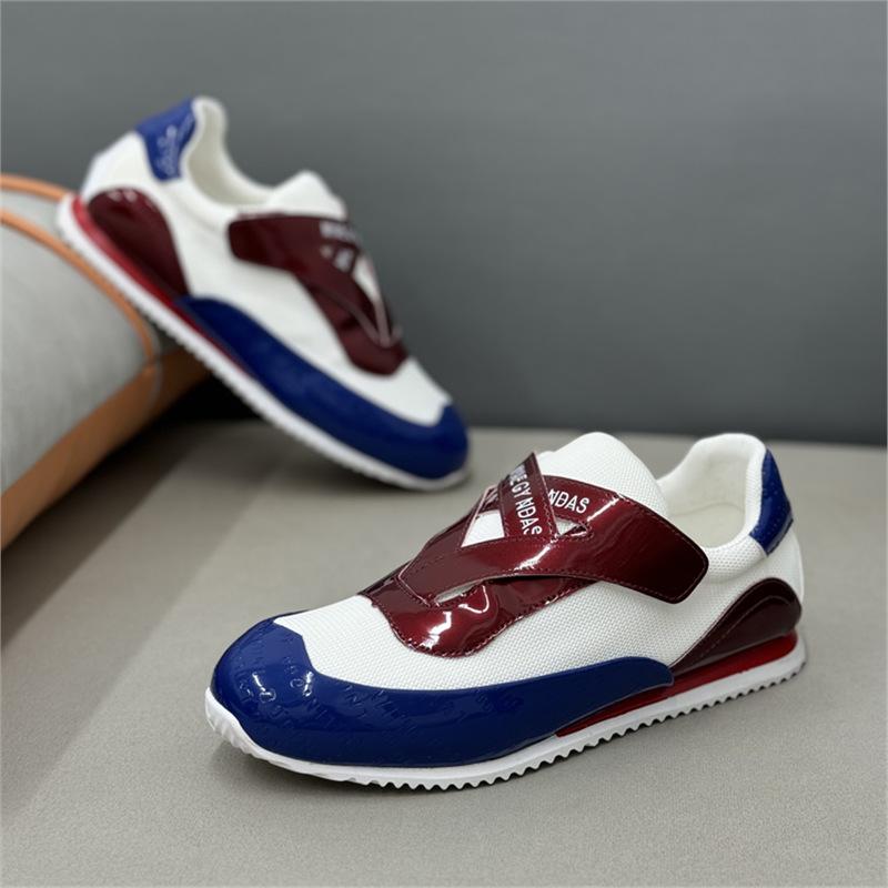 Новые удобные кроссовки дышащие и удобные dnh 38