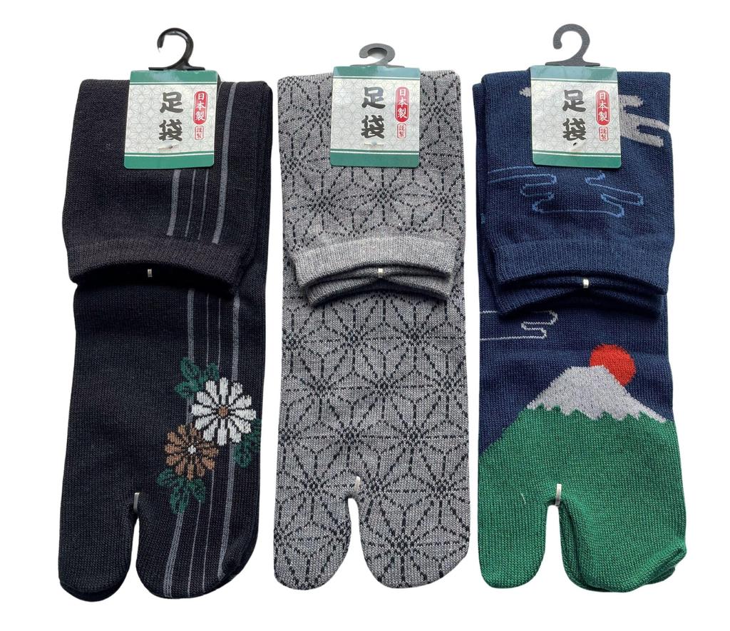 Tabi Socken aus japanischem Hanf und Set mit Berg Fuji Motiv für Herren, Japan, Stil, Chrysantheme, Blatt, Muster, 3 Paar (Verfügbare Farben)