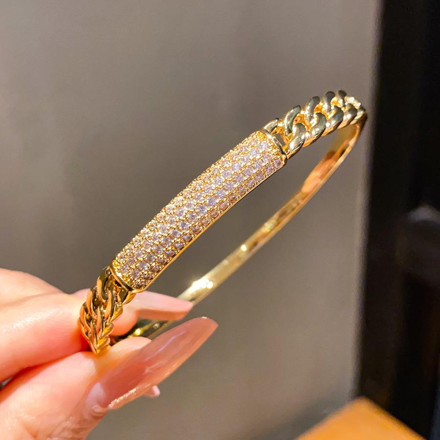 Quadratische Wickelschnalle Armband, Einfaches und Modisches Armband, Leichter Luxus und Hochwertiger Schmuck für Damen