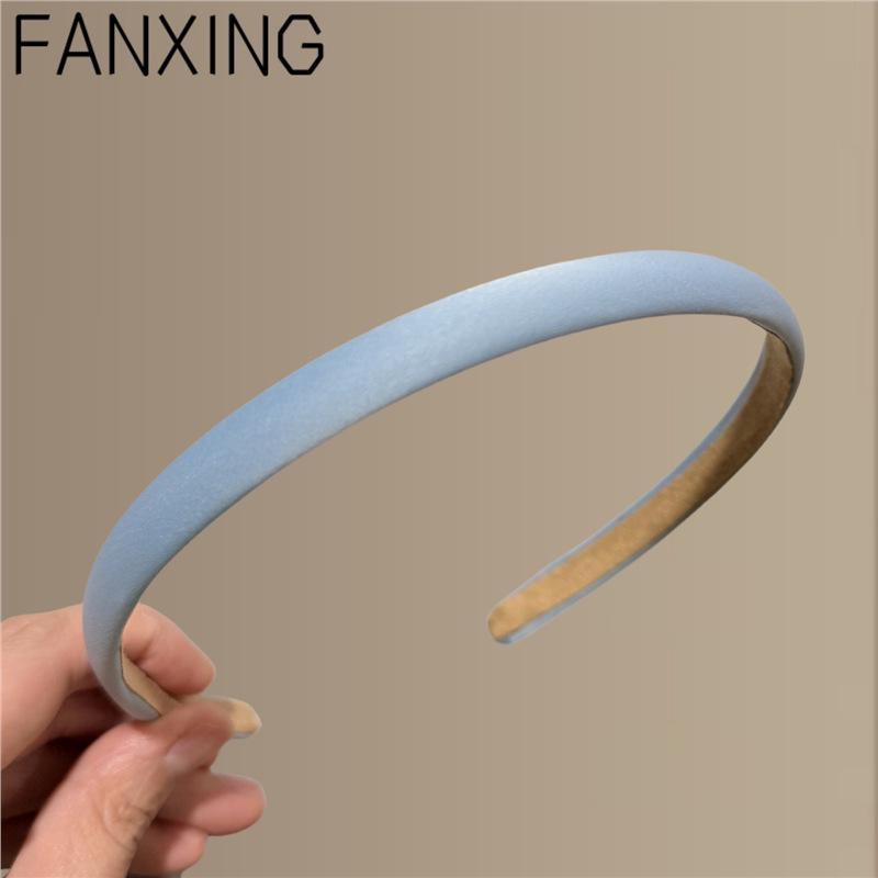 Retro Französisches Damen-Sommer-Haarband: Minimalistischer Stil, Hoher Schädel, Dünne Kante, Gesichtsumspielendes Temperament - Inspiriert von Zhang Ruonan