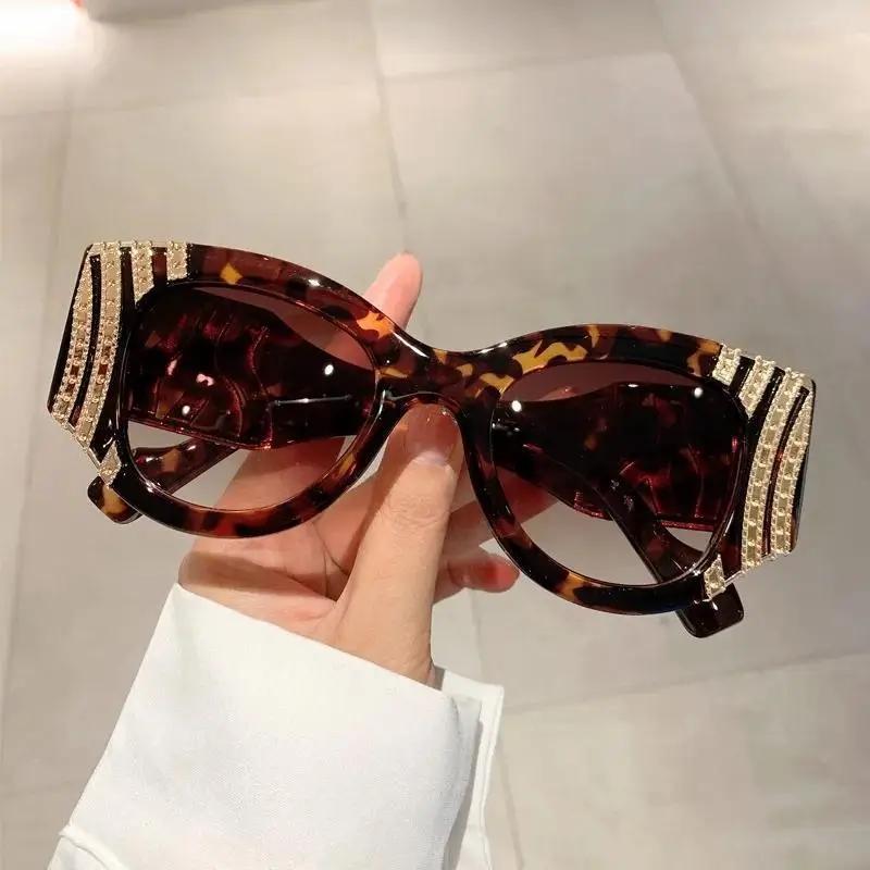 Vintage Oversize Sunglasses Men Women Luxury Brand Design Fashion UV400 Eyewear Trendy Cat Eye Gradient Shades Sun Glasses