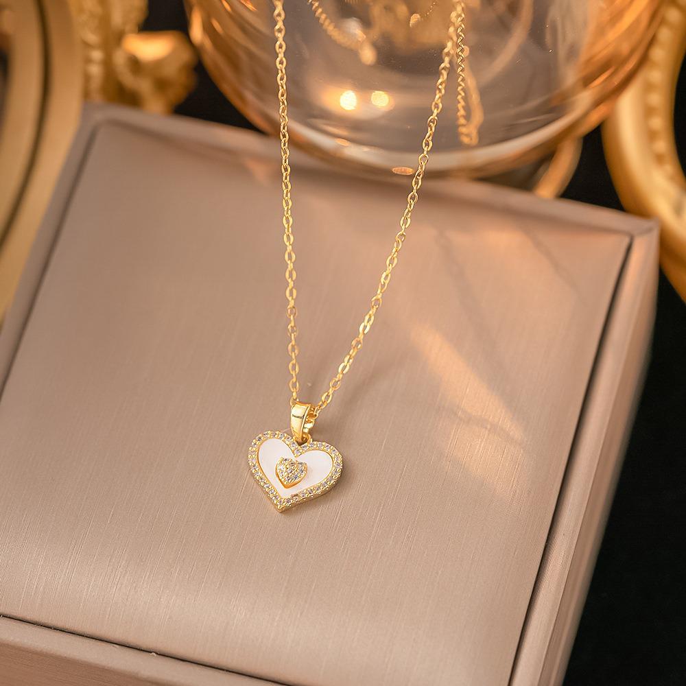 Titanium Steel Non-Fading Necklace: Elegant, Summer-Ready Clavicle Jewelry for Women