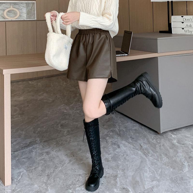 

2023 Осень/Зима Шорты из ПУ кожи с высокой талией больших размеров для женщин - Приталенные с широкими штанинами на резинке M кофейный