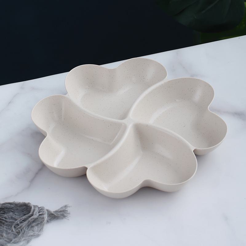 "Heart-Shaped European Fruit Plate for Creative Home Decor - Divided Candy Plate"