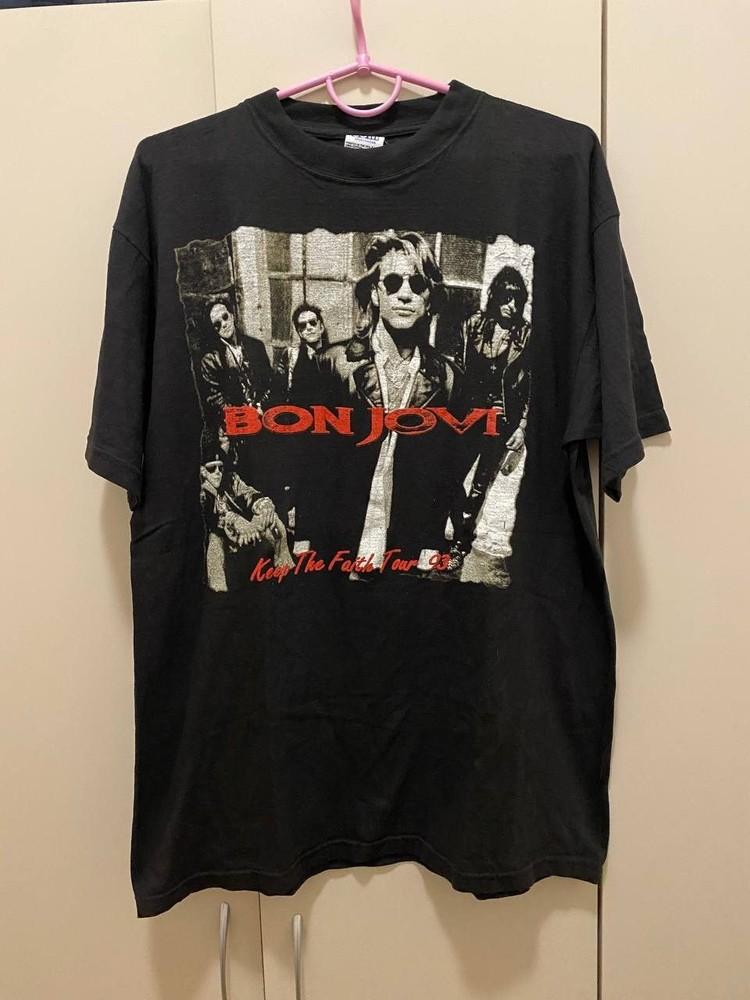 

1992 Vtg Bon Jovi Tour Band Basic Black Short Sleeve Unisex Shirt S5XL WA1234 Unisex T-Shirt S