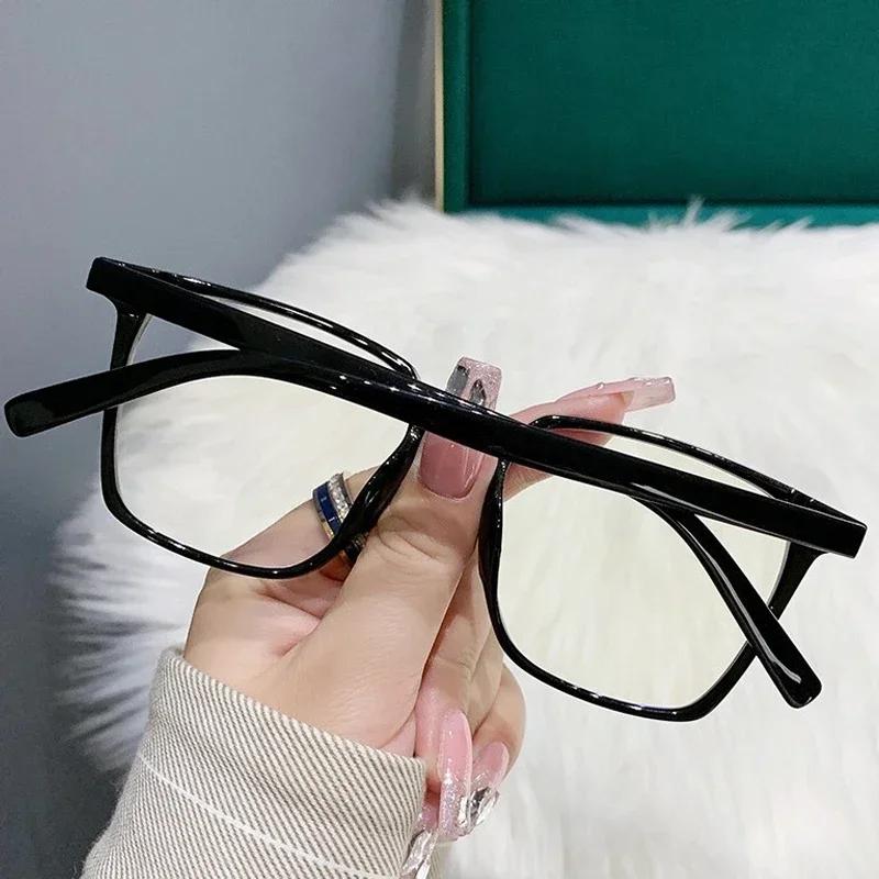 Vintage Square Myopia Glasses for Women Men Transparent Frame Nearsighted Prescription Eyewear Computer Diopter