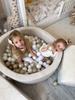 Parco giochi in schiuma con piscina 90x30 Velluto a coste Beige 200 palline: trasparente, bianco, perla, oro chiaro, opalescente