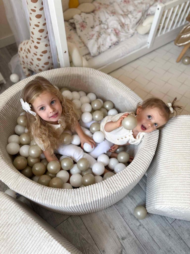 Parco giochi in schiuma con piscina 90x30 Velluto a coste Beige 200 palline: trasparente, bianco, perla, oro chiaro, opalescente