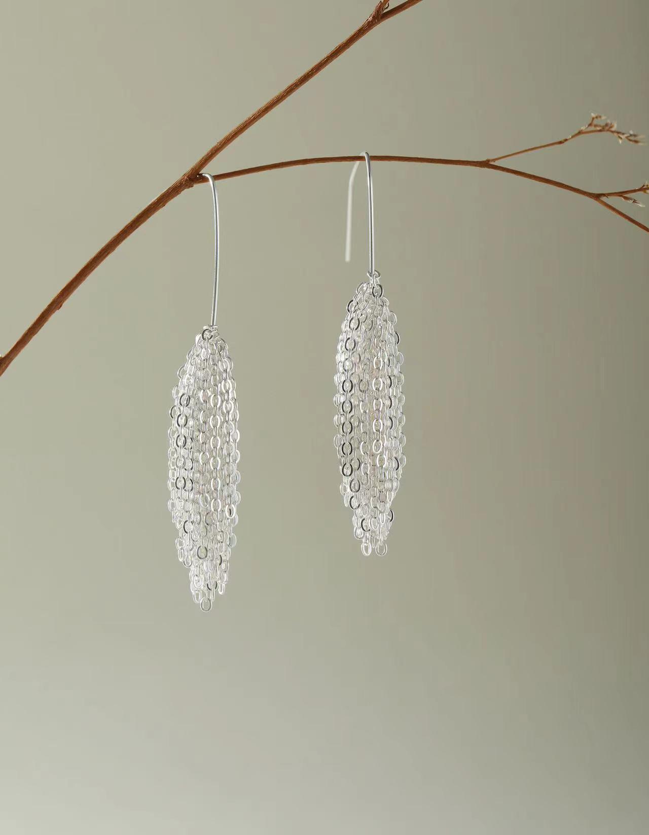 

Серьги-кисточки Junruxue из стерлингового серебра 925 пробы - Элегантные, легкие, ручной работы, в европейском и американском стиле Plain Silver серебряный