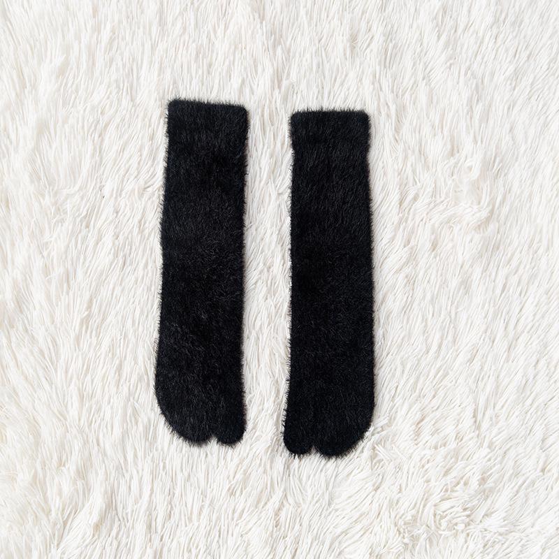 

Women s Two-Toe Mink Velvet Mid-Calf Split-Toe Socks - Thickened, Warm Flip-Flop Style for Autumn and Winter Size 35