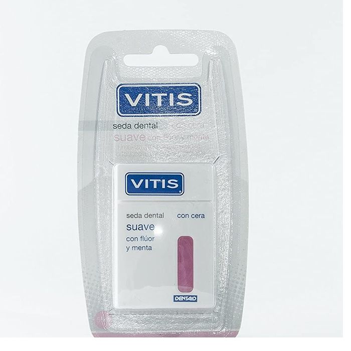 

Зубная нить Vitis Waxed с фторидом и мятой 50 м