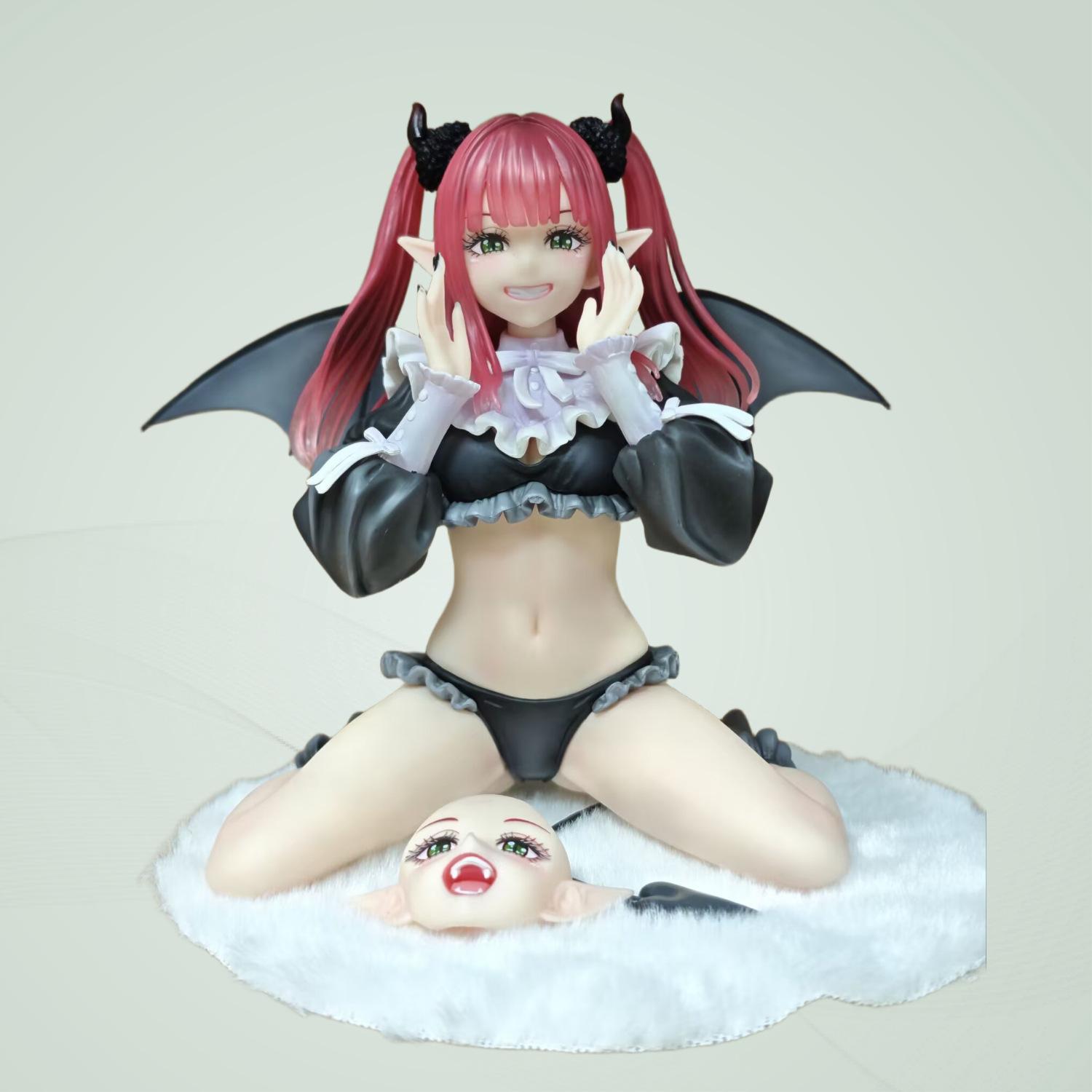 

Beautiful girl changing clothes doll falling in love handmade ornament Kitagawa Haimeng little demon anime figurine model