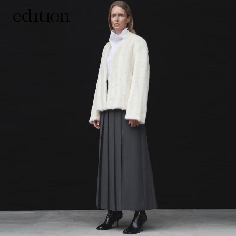 

Элегантная зимняя куртка из искусственного меха норки серии P