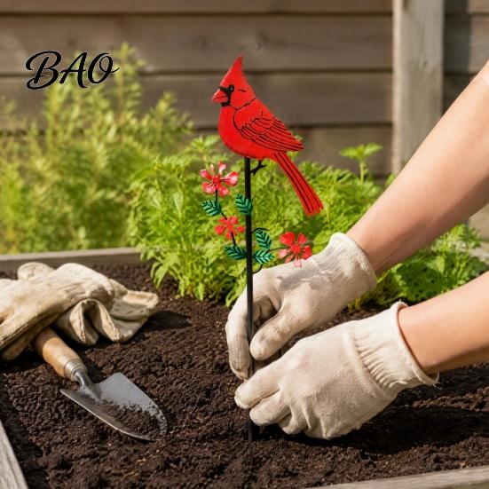 Metal Garden Stakes Red Bird Stake, Cardinals Yard Art 2D Weather Resistant Lawn Flat Flowers Decoration for Outdoor Flower Bed Pathway Nature