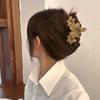 4pcs Lovely Hair Claw Flower Shape Hair Clip for Woman Camping Ponytail Hair Delicate Jaw Clip for Girl Makeup Skincare