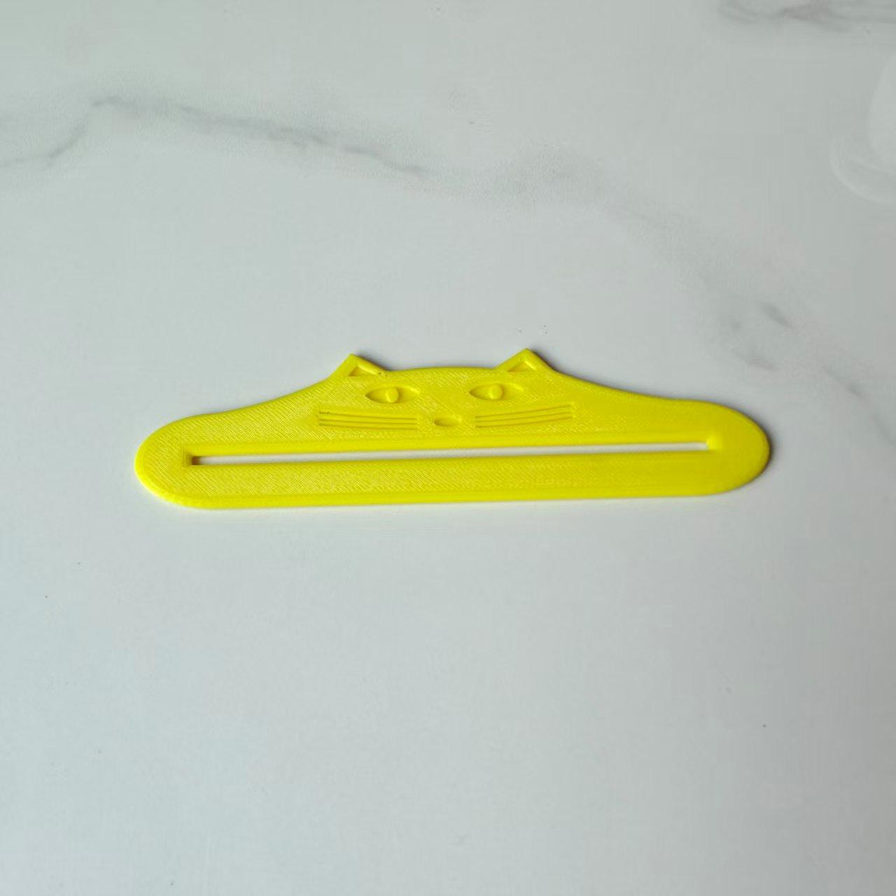 New Portable Cat Feeding Squeezer 2pcs