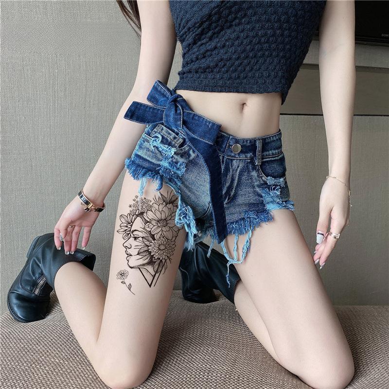 Black Hand-Painted Plain Flower Set, Dark Chest, Thigh 3D Simulation Tattoo, Water Transfer Tattoo Sticker.