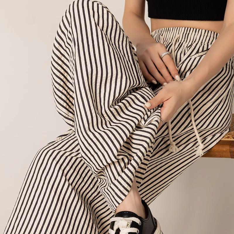 

Women s Petite Black and White Striped Wide-Leg Summer Pants XL (116-125 jin)