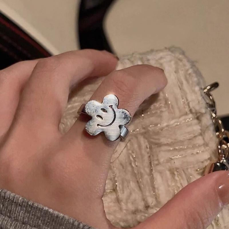 Forward Smiley Fashion Face Ring Stylish Copper Design With Adjustable Size For Women