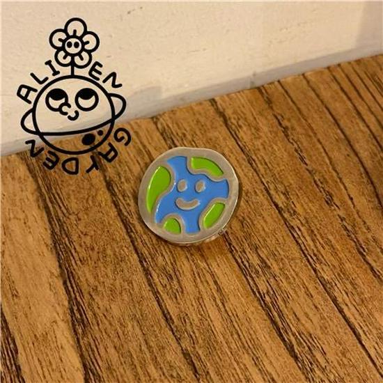 

Cosmic Planet Graffiti Series Round Pendant Necklace - Versatile Korean Style Geometric Charm