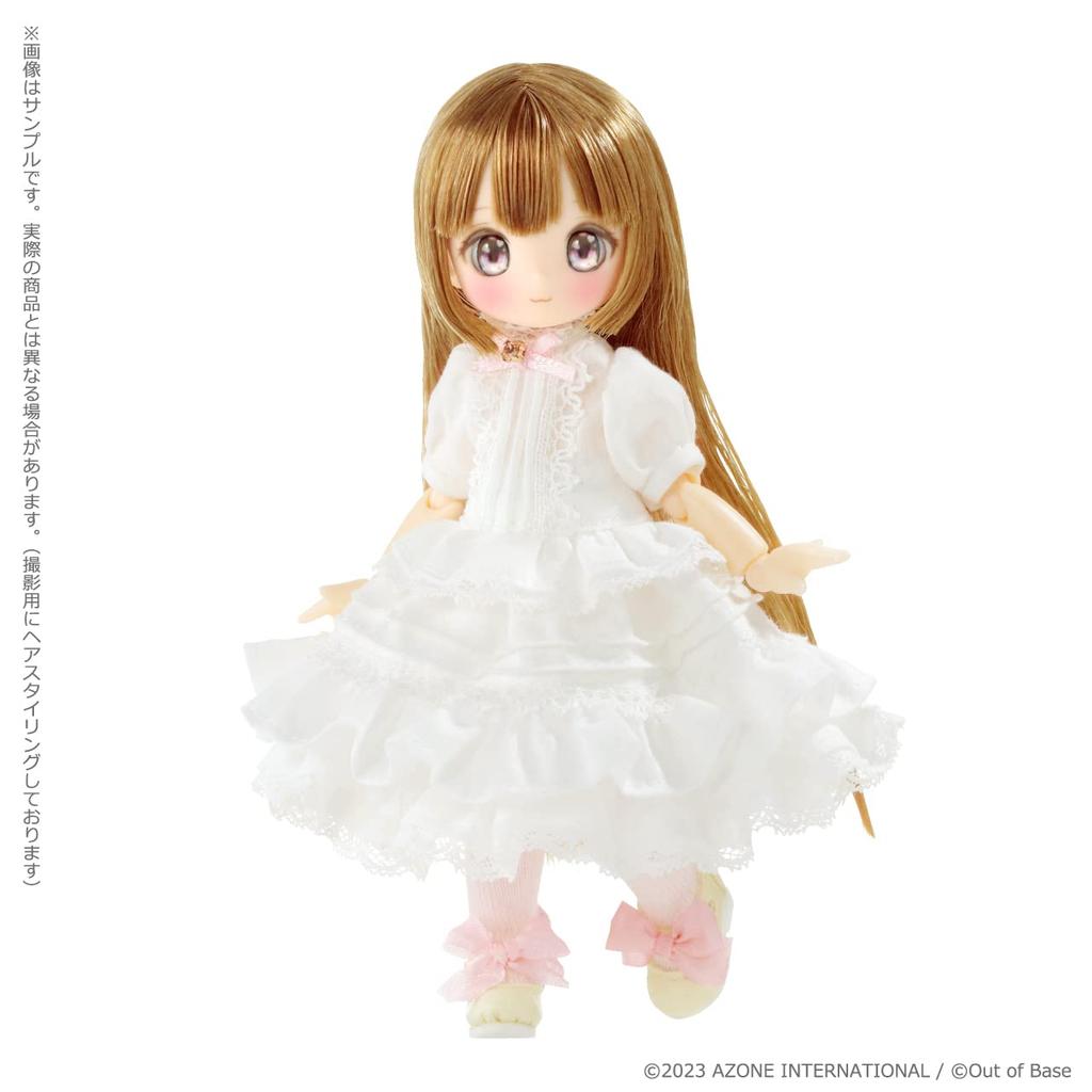 Azone International Akai Camera X SugarCups Bisquetina ~Happy Easter Bunny~ 1/12 Scale Soft Vinyl Head Collector's Scale Doll