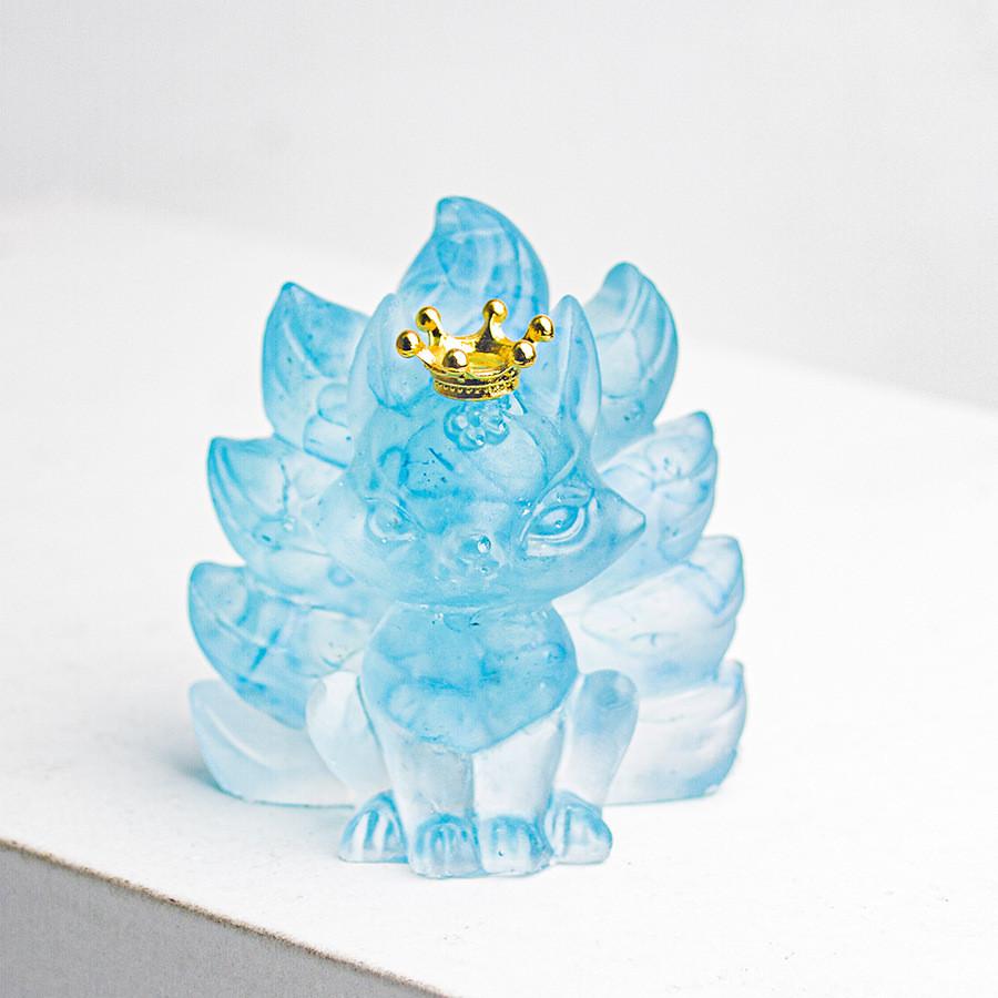 Water Crystal Decorative Figurine With Crown Nine Tails Fox For Modern Desk Display