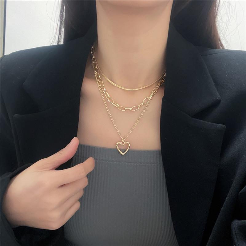 Quality Heart Premium Shaped Necklace With Angel Wings For Trendy Fashion Womens