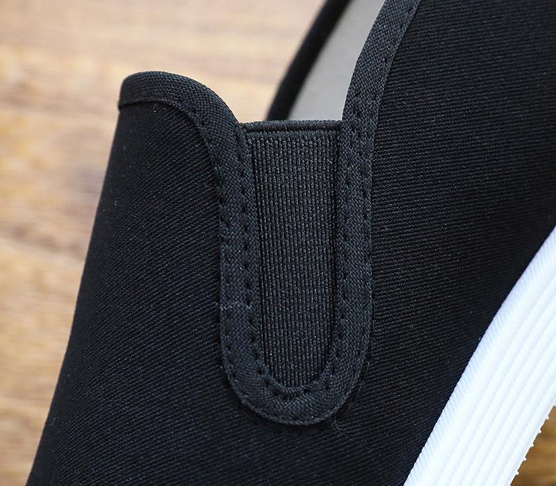 Men's Old Beijing Slip-On Shoes - Breathable, Wormwood Fabric, Non-Slip, Wear-Resistant, Thick-Soled, Black Work Shoes, Large Sizes Available
