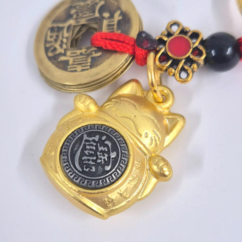 Lucky Charm Cat Spinner Keychain, Good Luck Key Holder