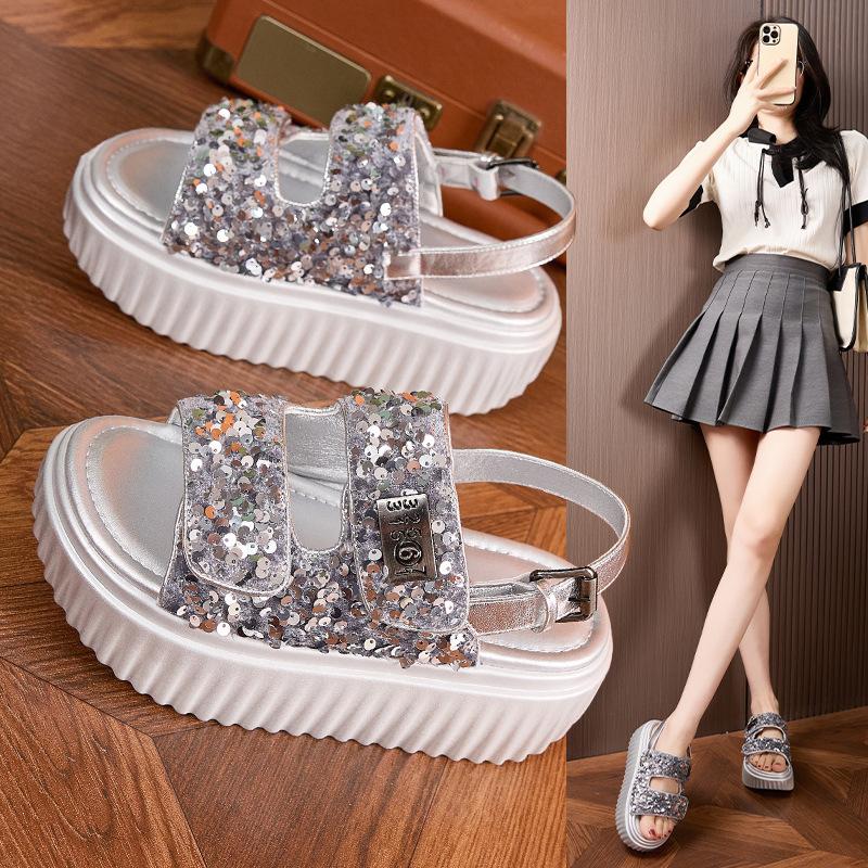 Platform sandals women's 2025 summer new shaking sequins fashion wear cool slippers versatile not tired feet beach shoes