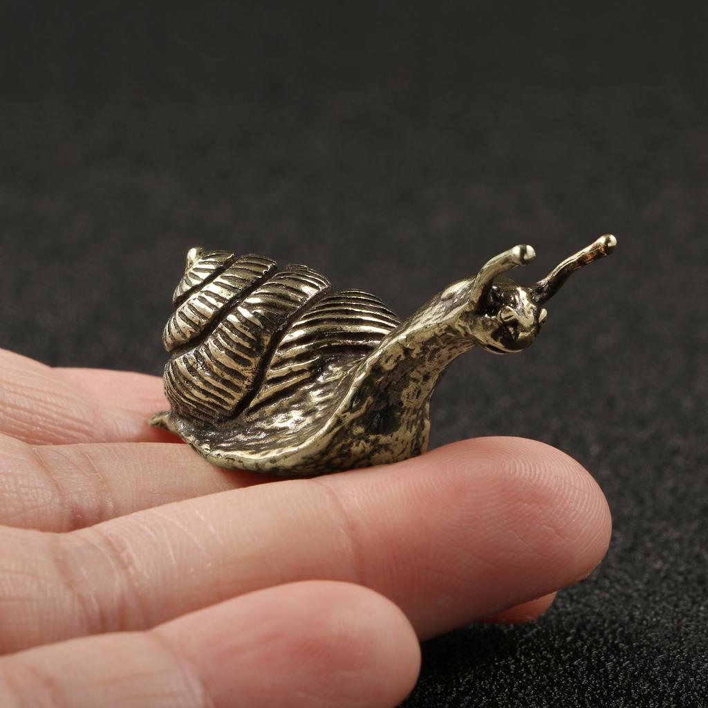Vintage Brass Snail Small Ornaments Tea Pet Ceremony Solid Copper Simulation Animal Figurines Miniatures Home Decorations