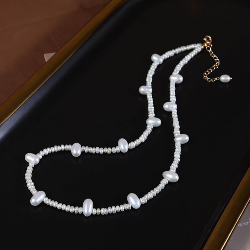 Natural Mini Baroque Freshwater Pearl Beaded Necklace Spaced Design Rice Shape Pearl Adjustable Collarbone Necklace for Women