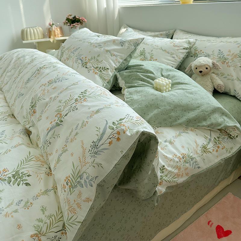 Bedding Four-piece Set Printed Skin-friendly Water Wash Sheets Quilt Cover Pillowcase Set