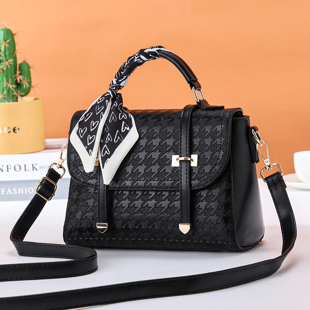 Stylish Versatile Women s Handbag Large Capacity Chic Shoulder Bag For Everyday Use чёрный
