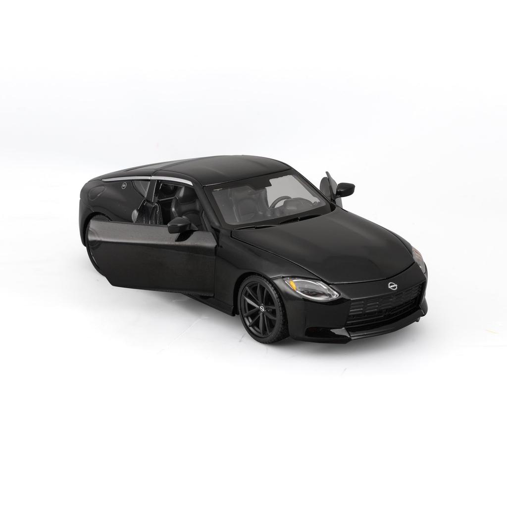 Maisto 1/24 Scale Nissan Z 2023 Black Diecast Model Car (Finished Product) 32904 BK