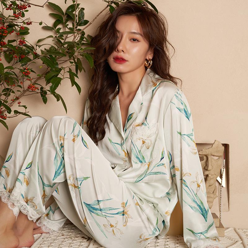 Ice silk pajamas women's spring and summer long-sleeved suit, a sexy lace lace simulation silk large-size loungewear
